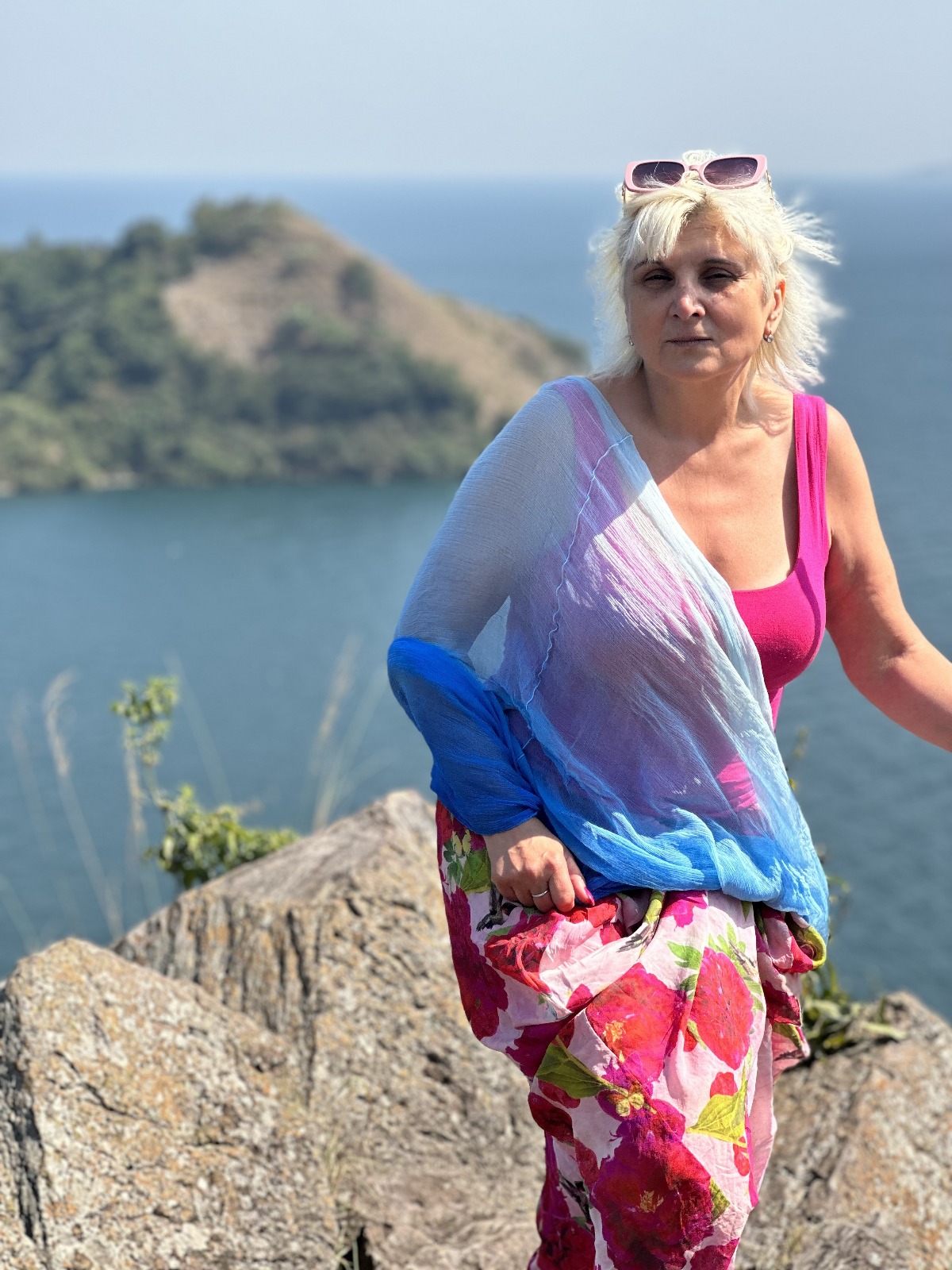 Rwanda – jezero Kivu, Napoleonův ostrov, kaloni